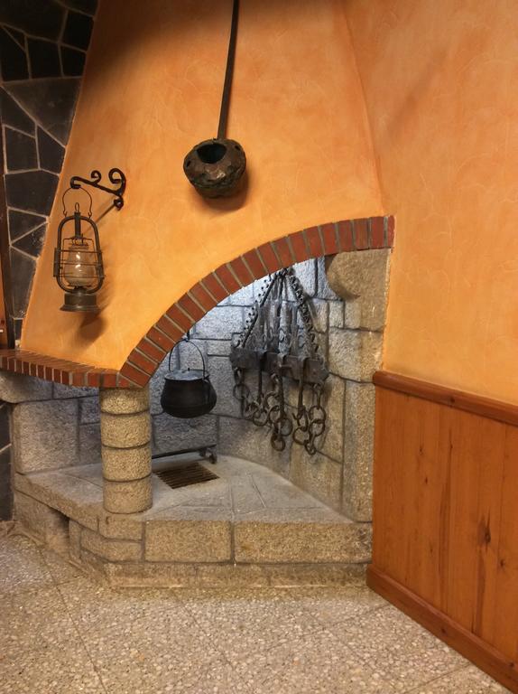 Hotel La Ribera Ribera de Cardós エクステリア 写真