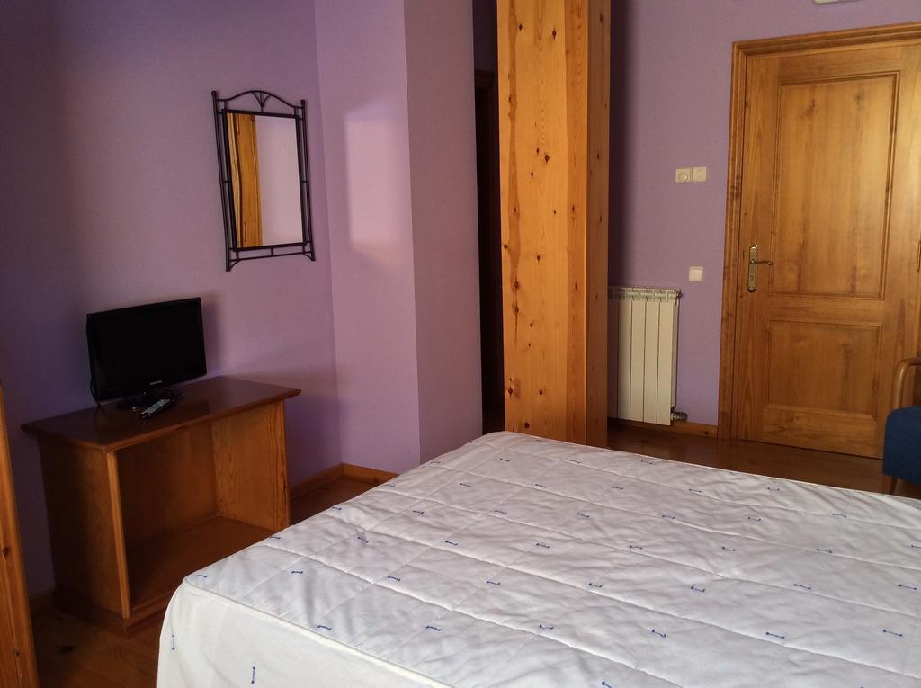 Hotel La Ribera Ribera de Cardós 部屋 写真