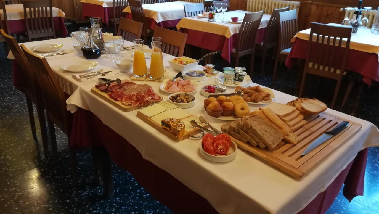 Hotel La Ribera Ribera de Cardós エクステリア 写真
